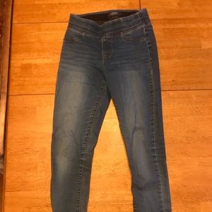 Old Navy- Rockstar Mid Rise Skinny Jeans- Size 2